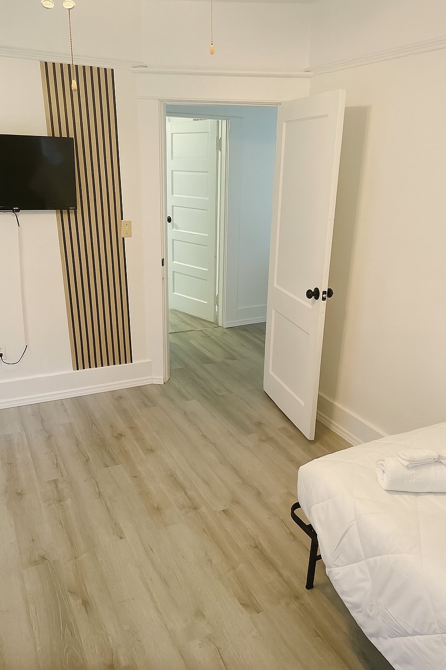 Furnished Finder property 876275_1 photo 4
