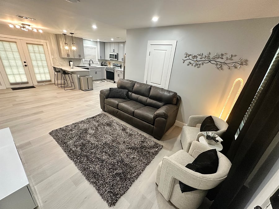 Furnished Finder property 876283_1 photo 4