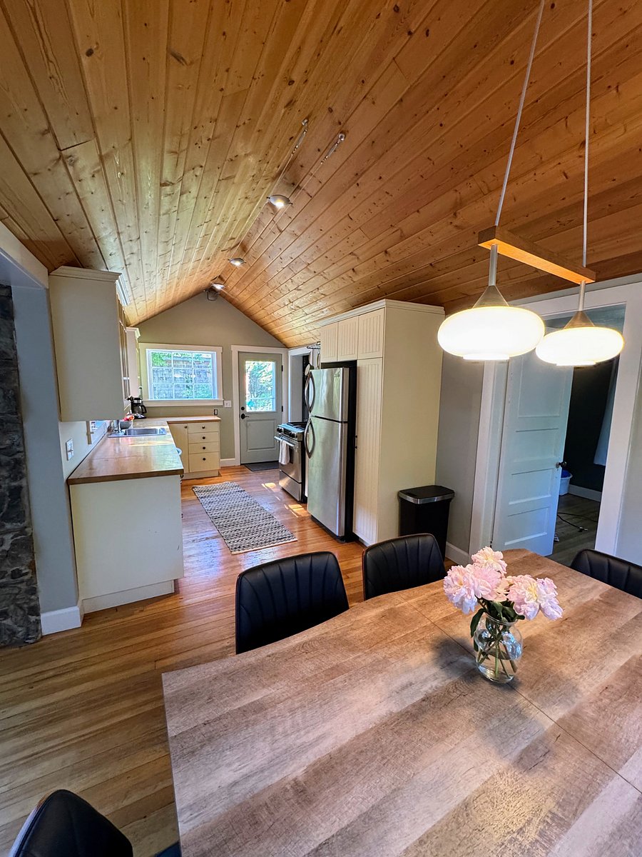 Furnished Finder property 876304_1 photo 9