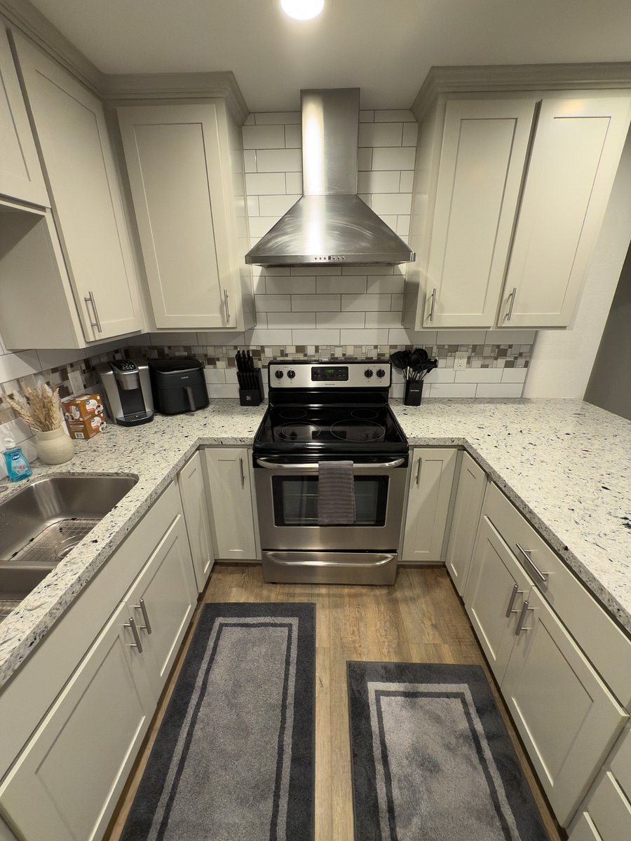 Furnished Finder property 876305_1 photo 22
