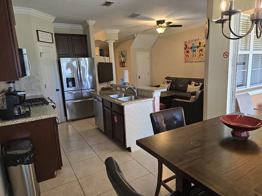Furnished Finder property 876316_1 photo 3