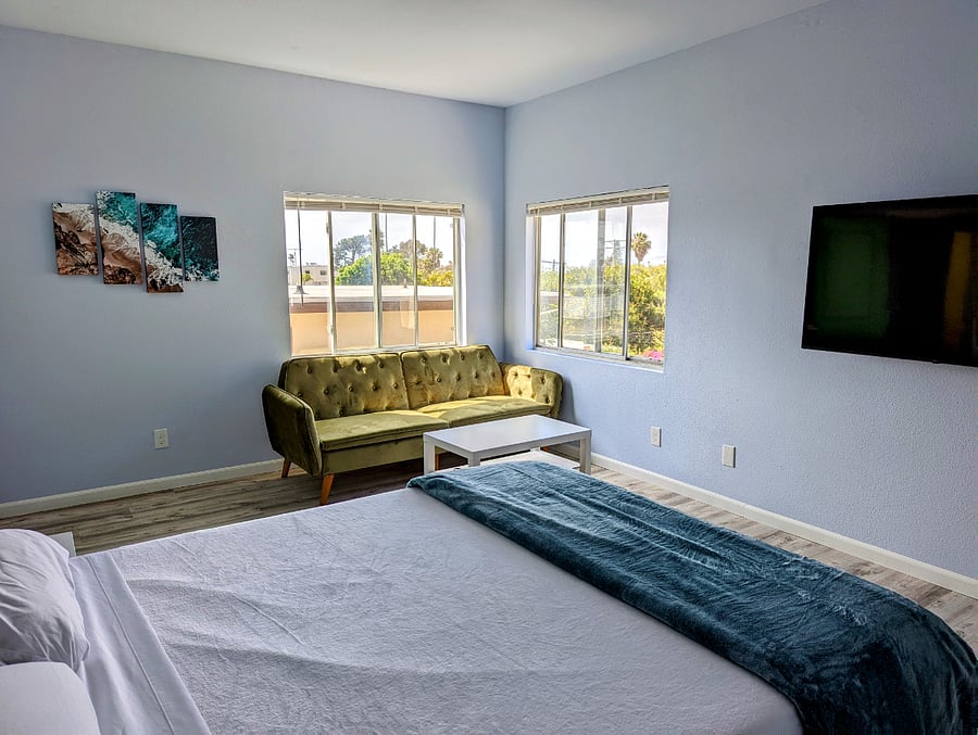 Furnished Finder property 876317_1 photo 4