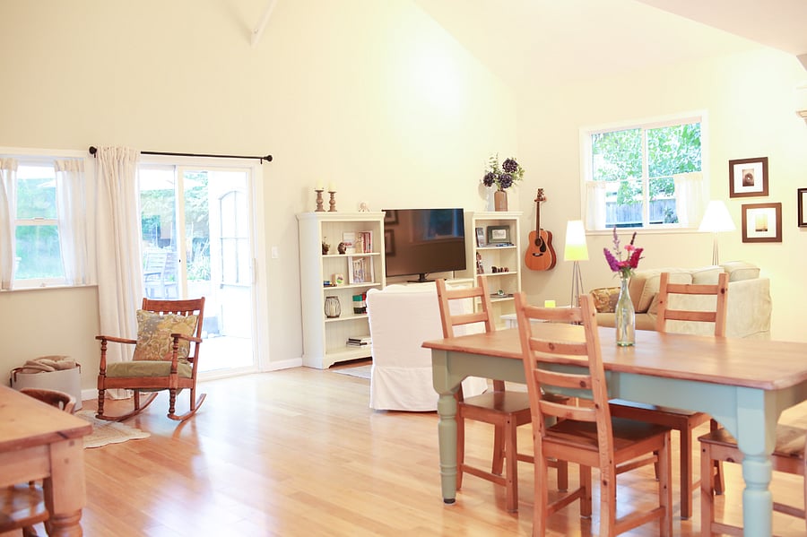 high ceilings and lots of space