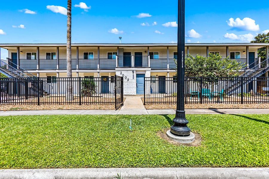 Furnished Finder property 876323_1 photo 12
