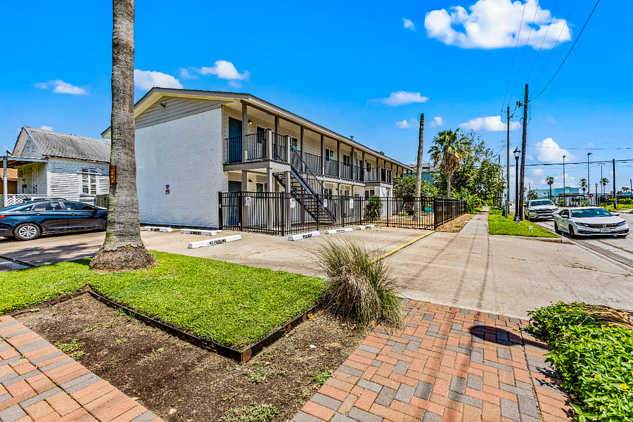 Furnished Finder property 876323_1 photo 17
