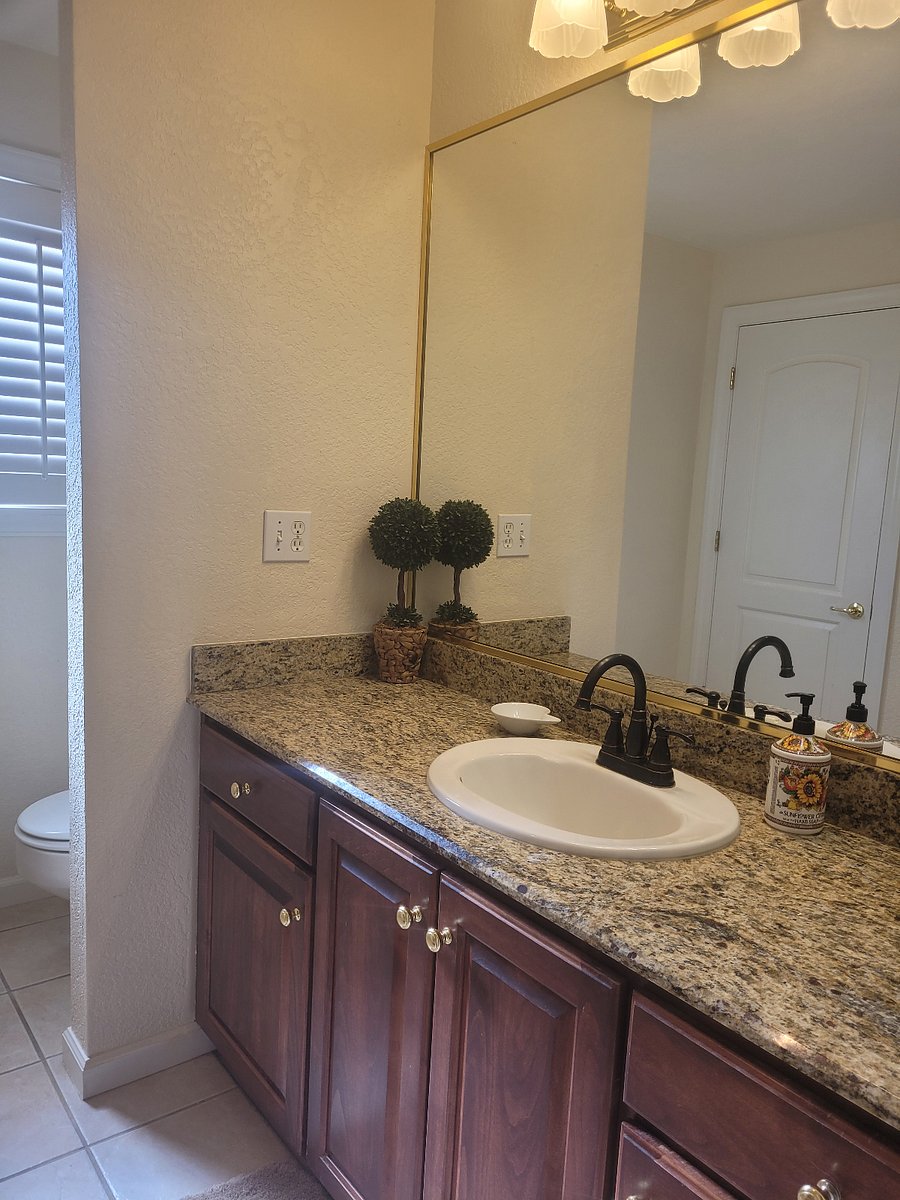 Furnished Finder property 876361_1 photo 4