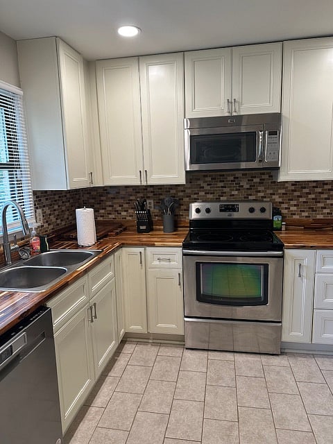 Furnished Finder property 876365_1 photo 9