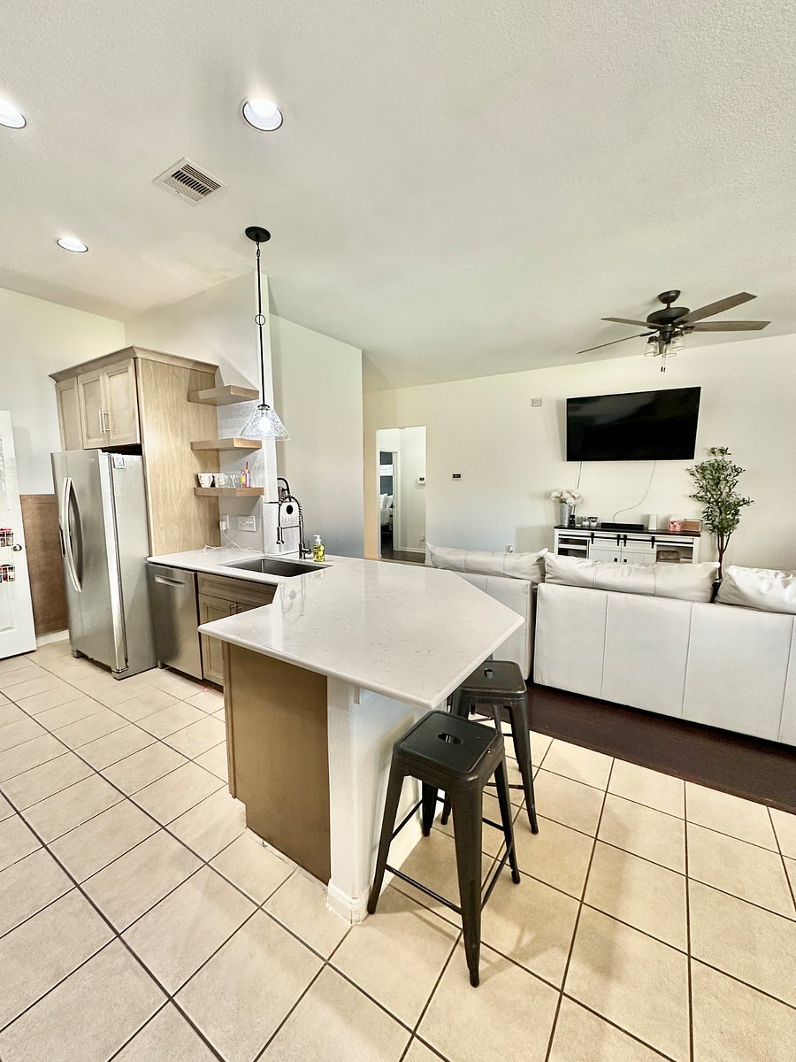Furnished Finder property 876394_1 photo 14