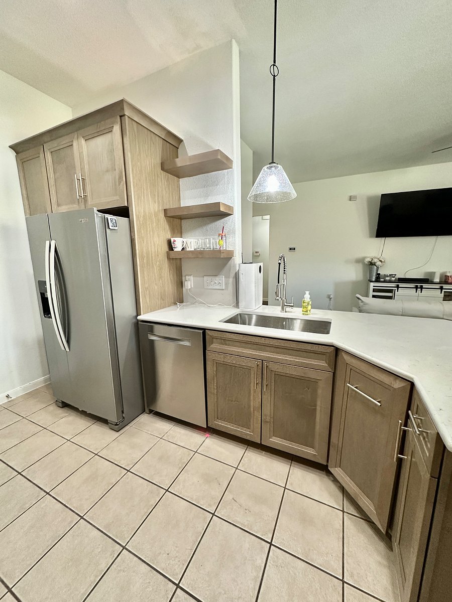 Furnished Finder property 876394_1 photo 15