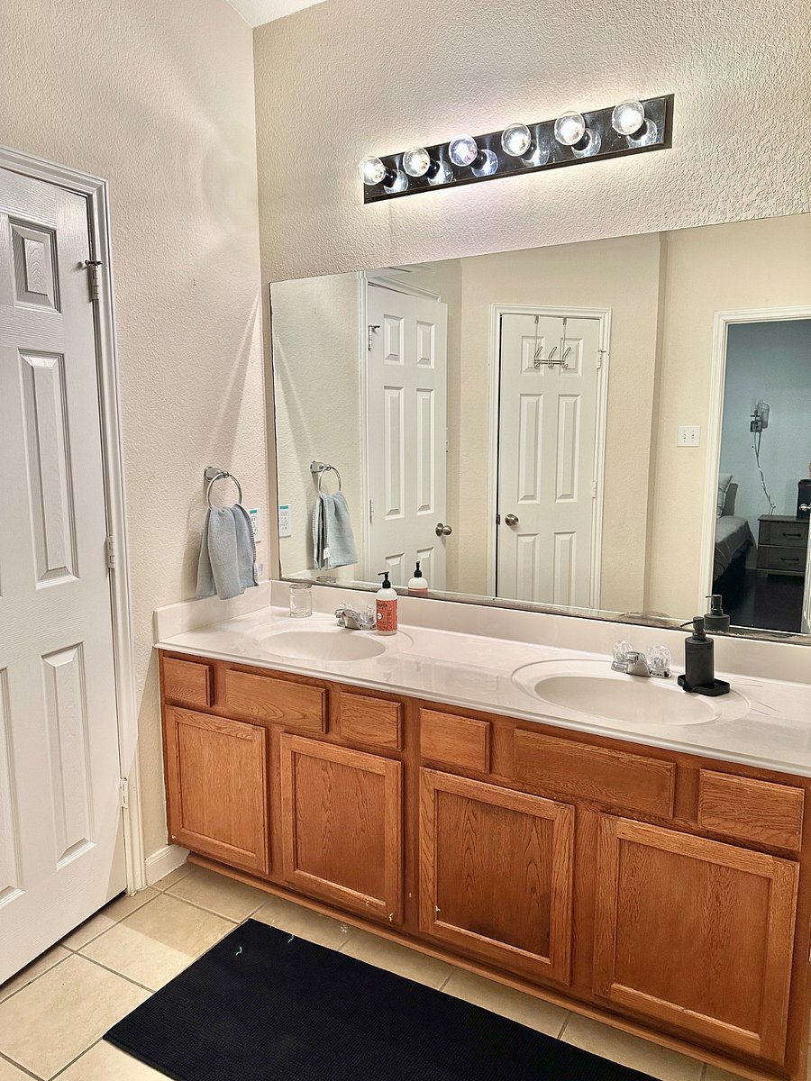 Furnished Finder property 876394_1 photo 18
