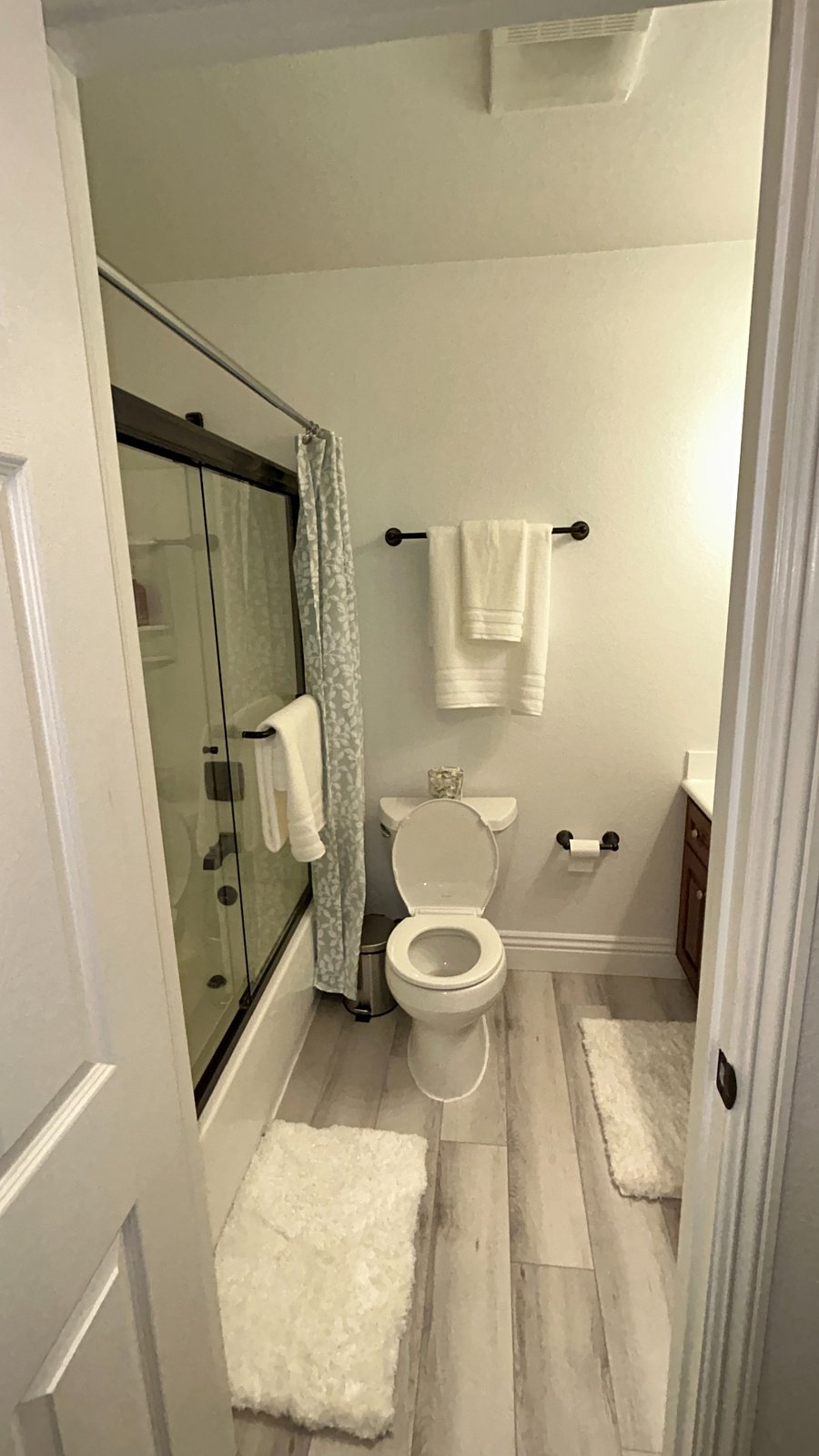 Furnished Finder property 876395_1 photo 23
