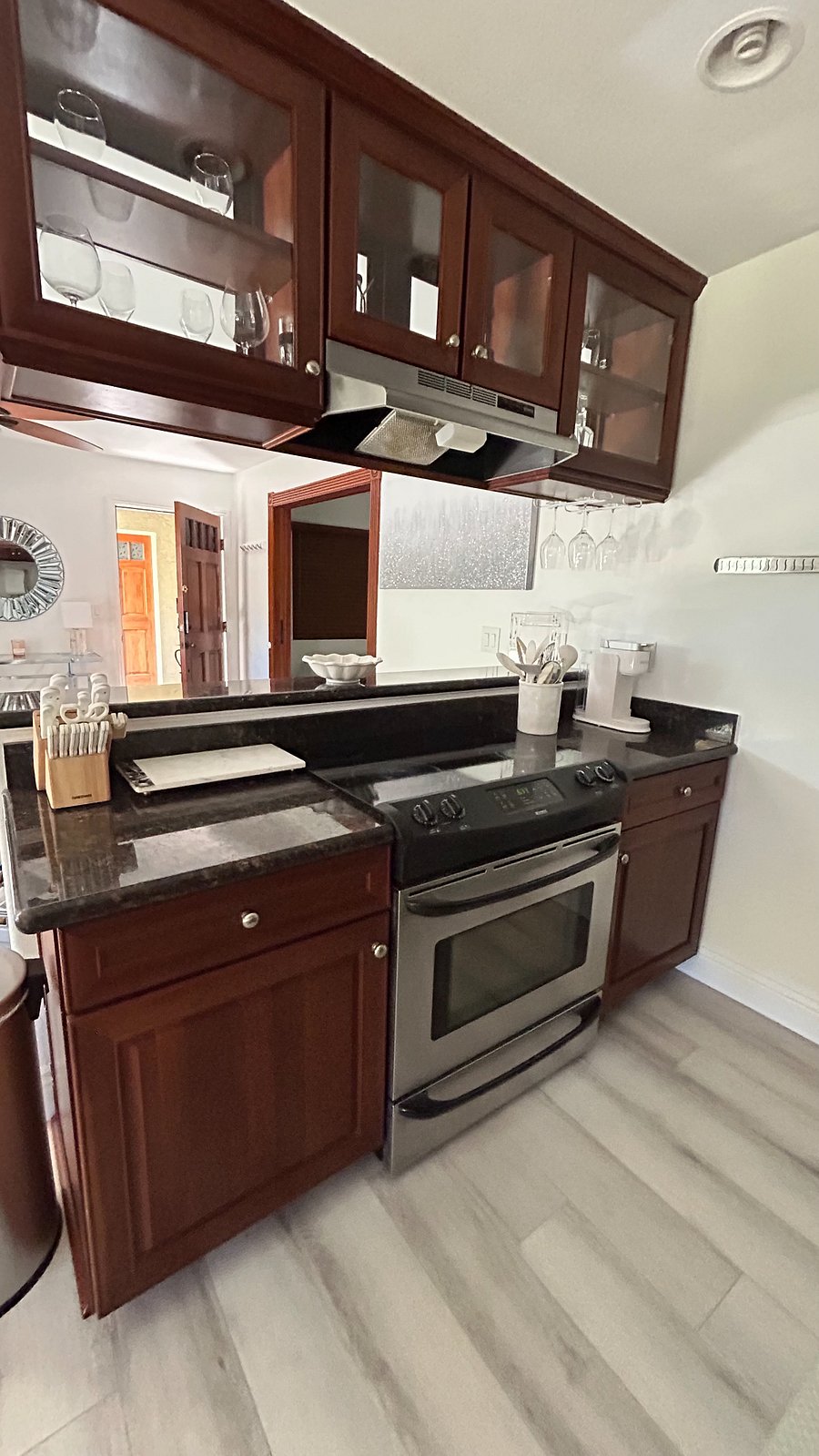Furnished Finder property 876395_1 photo 11