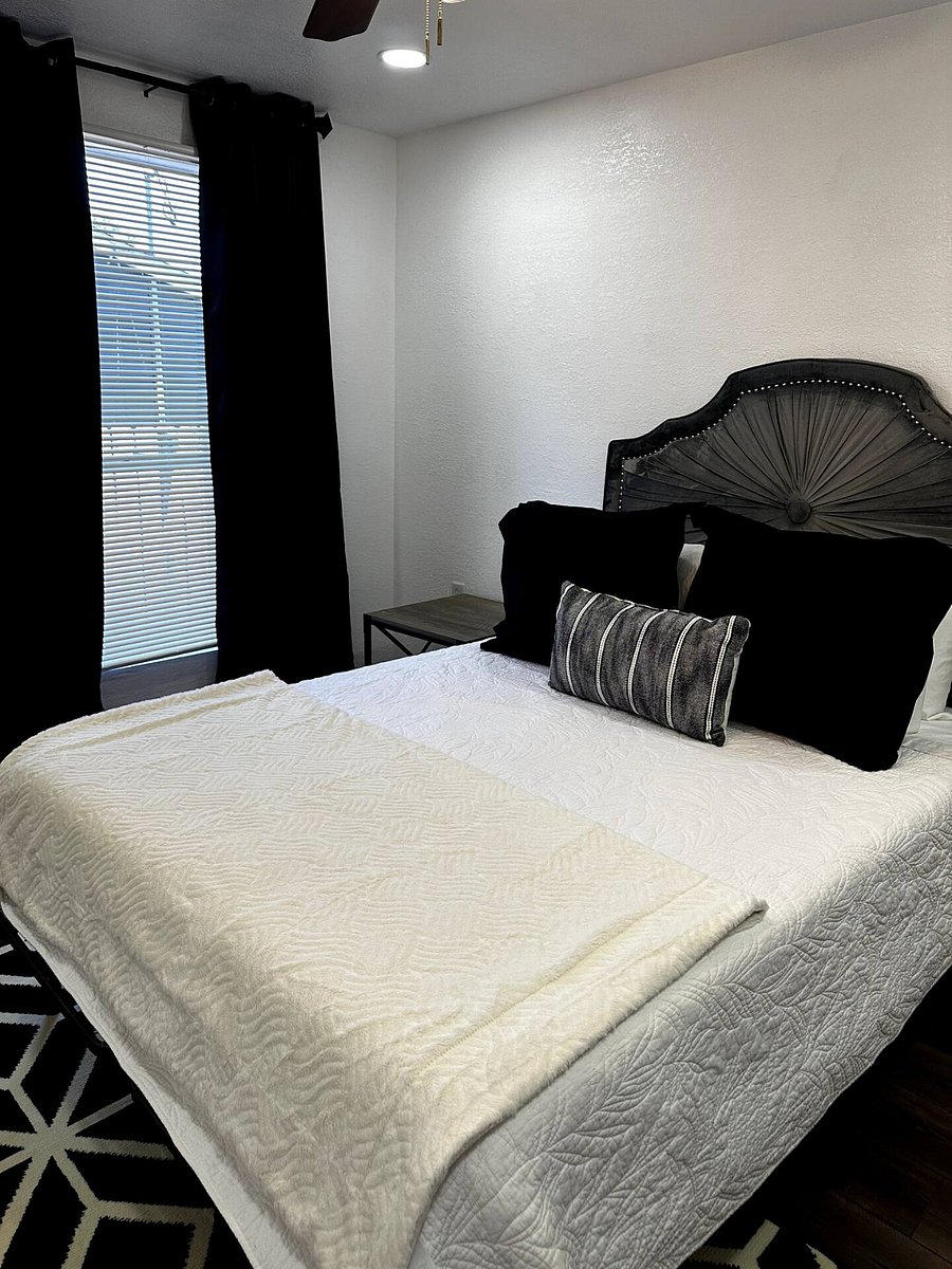Room C - Private Bathroom