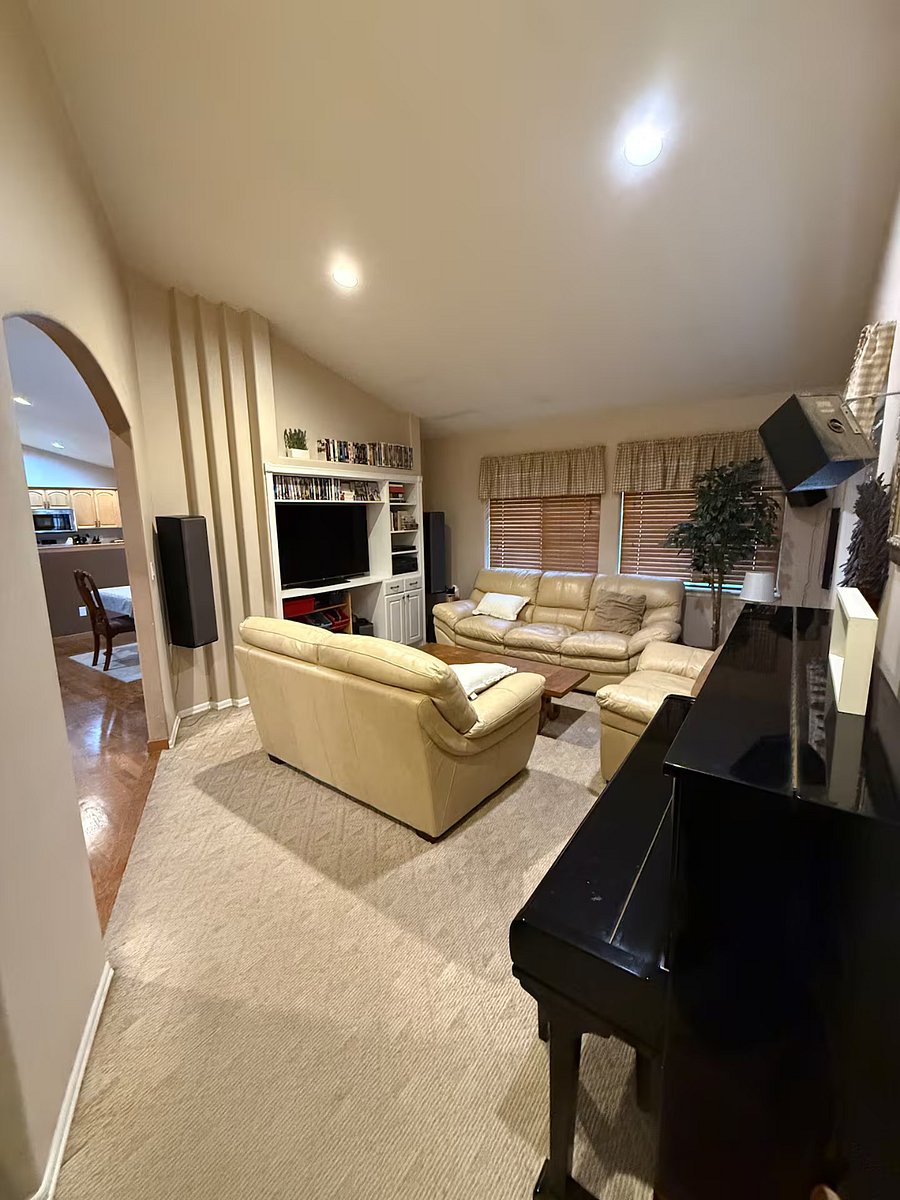 Furnished Finder property 876425_1 photo 3