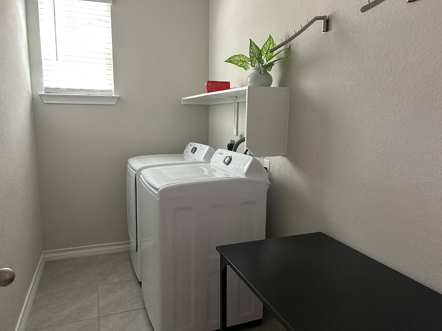 Furnished Finder property 876426_1 photo 15
