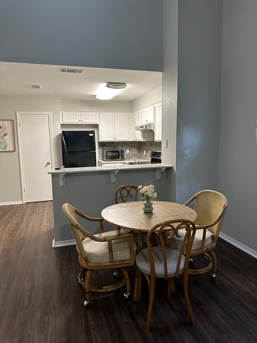 Furnished Finder property 876451_1 photo 3