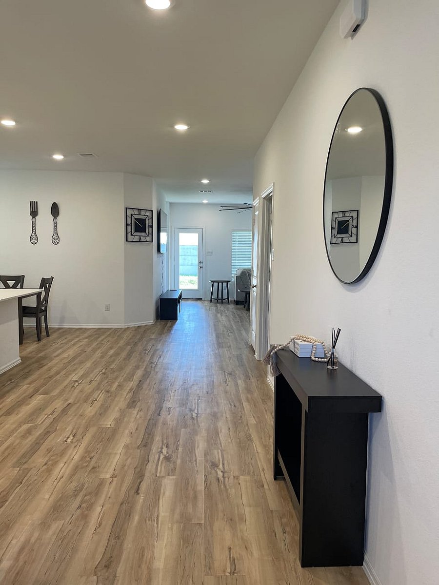 Furnished Finder property 876464_1 photo 13