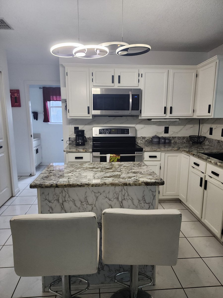 Furnished Finder property 876498_1 photo 10