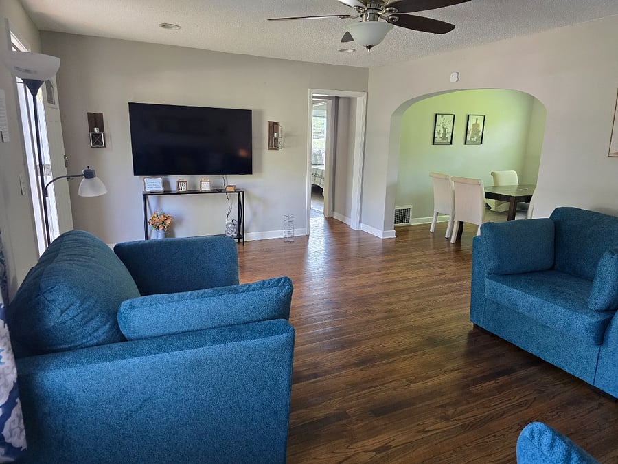 Furnished Finder property 876501_1 photo 3