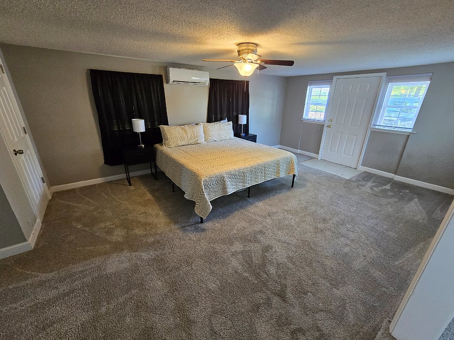 Furnished Finder property 876501_1 photo 13