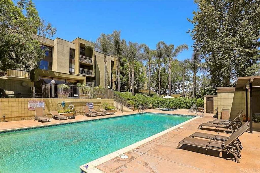 Furnished Finder property 876508_1 photo 22