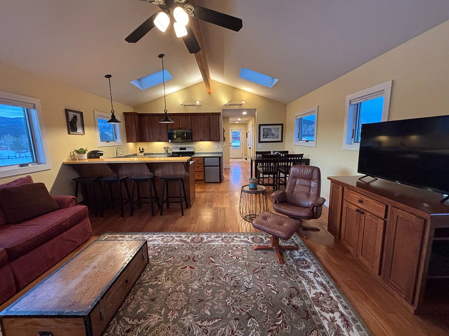 Furnished Finder property 876511_1 photo 2