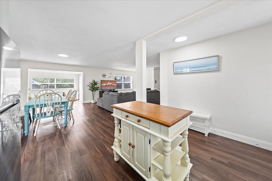 Furnished Finder property 876514_1 photo 12