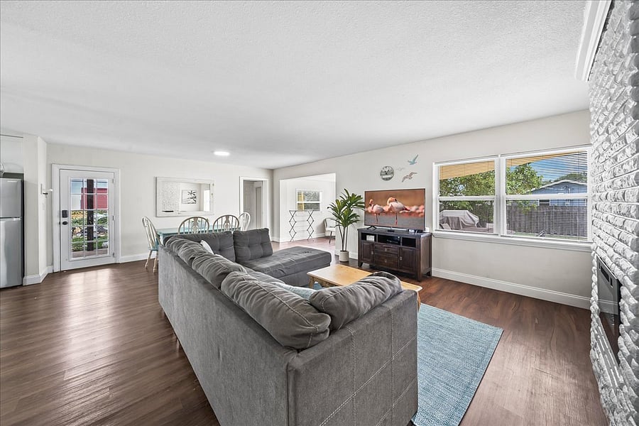 Furnished Finder property 876514_1 photo 27