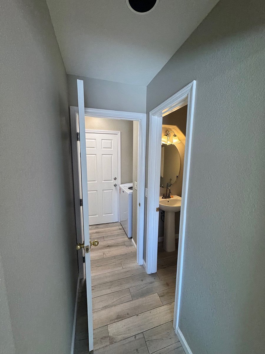 Furnished Finder property 876526_1 photo 4