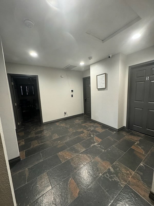 Furnished Finder property 876547_1 photo 8