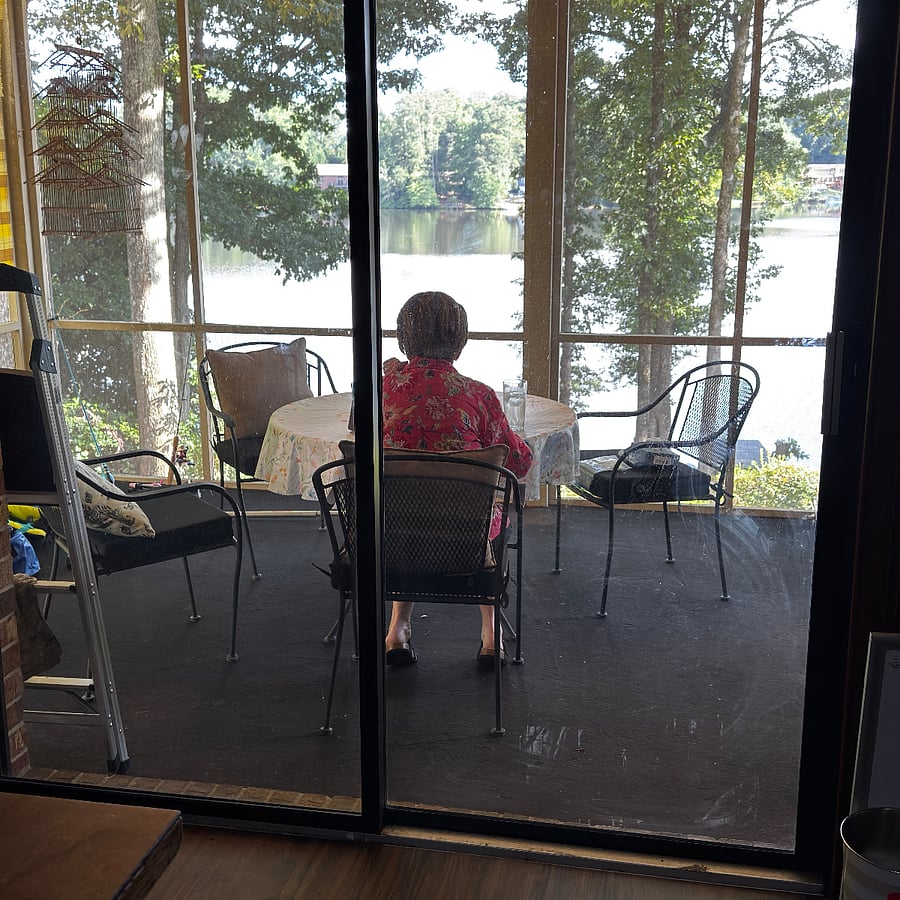 sunroom a guest have morning breakfast
