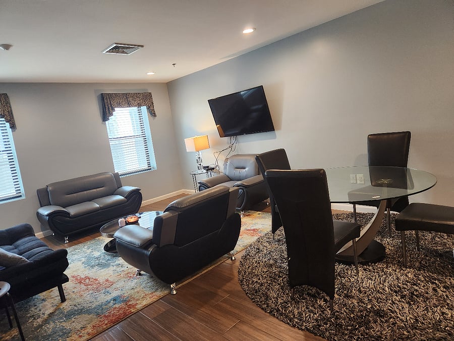 Furnished Finder property 876616_1 photo 4