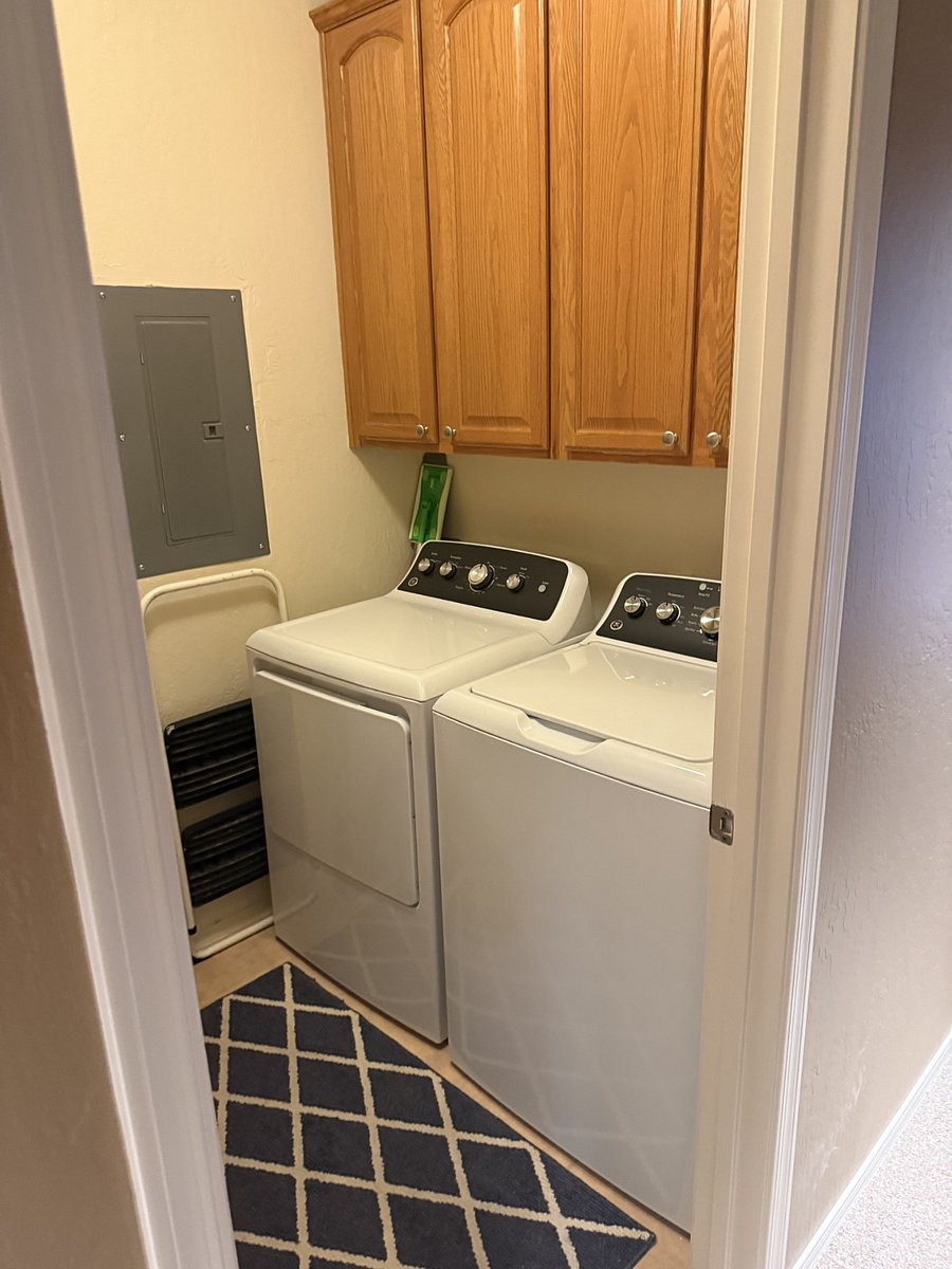 Laundry Room with Full-size Washer & Dryer