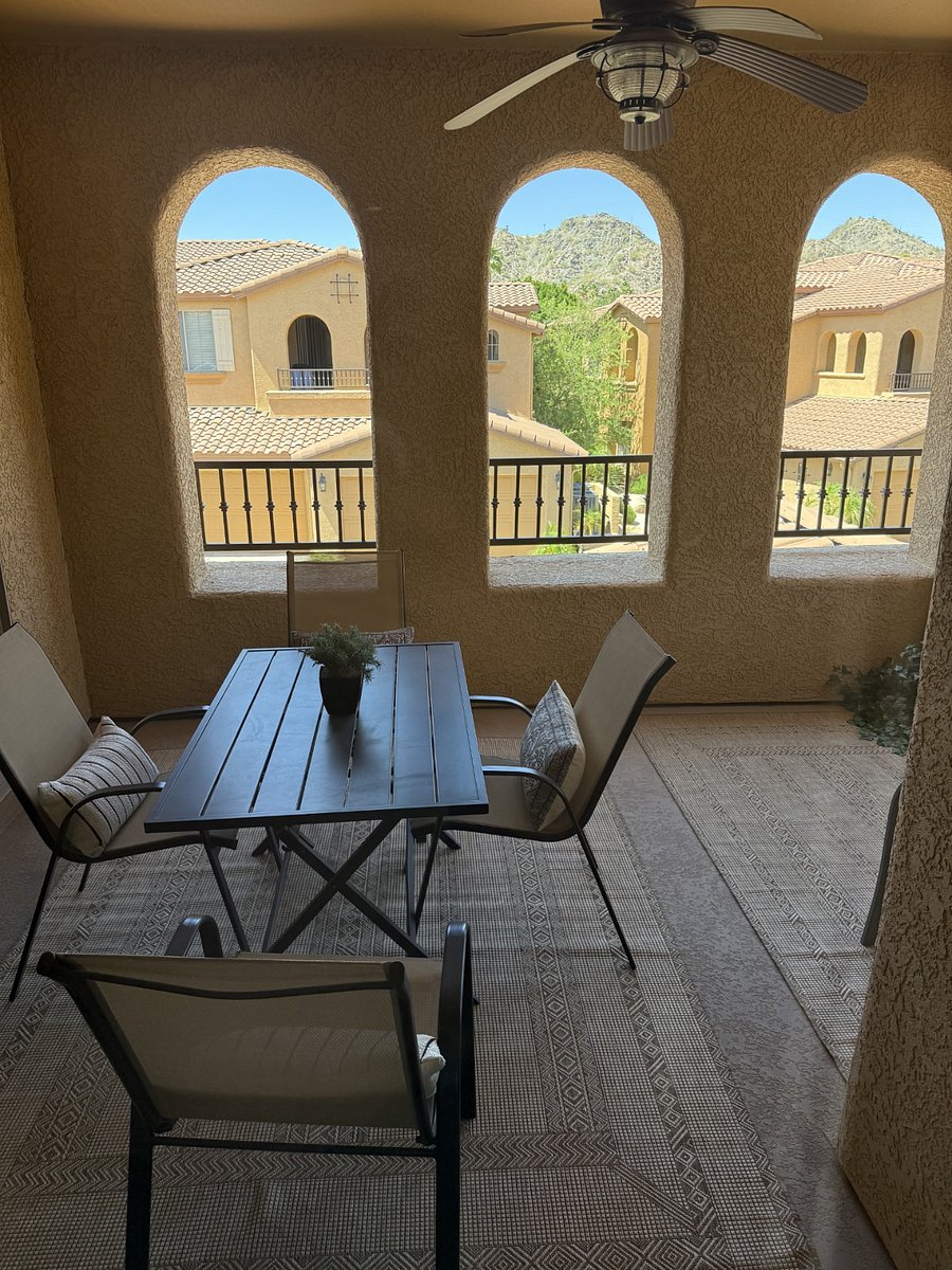 Balcony 2 with Mountain Views