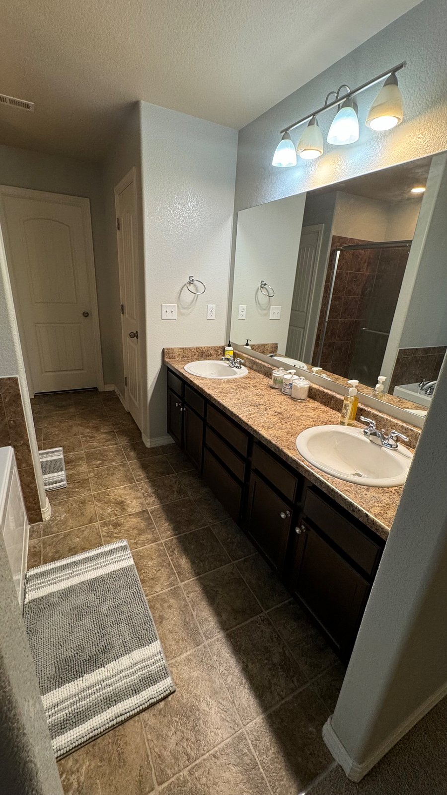 Furnished Finder property 876645_1 photo 24