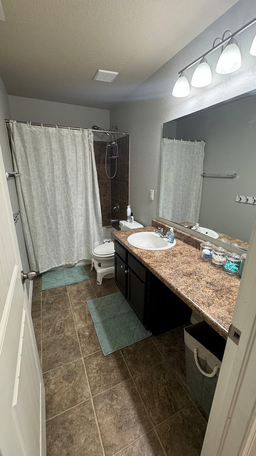 Furnished Finder property 876645_1 photo 32