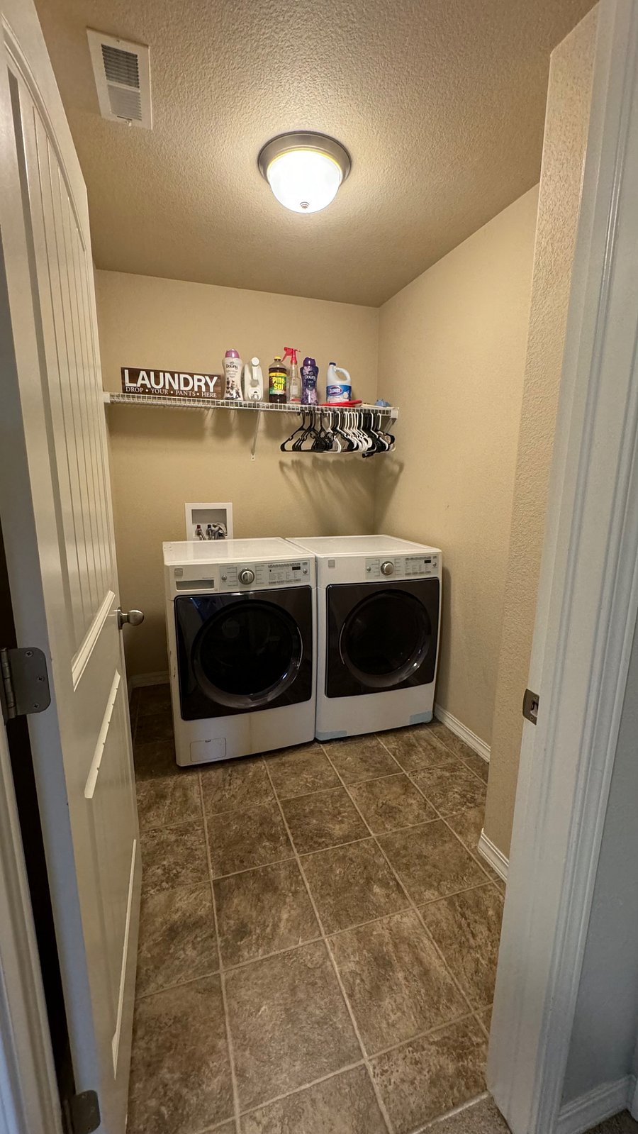 Furnished Finder property 876645_1 photo 34