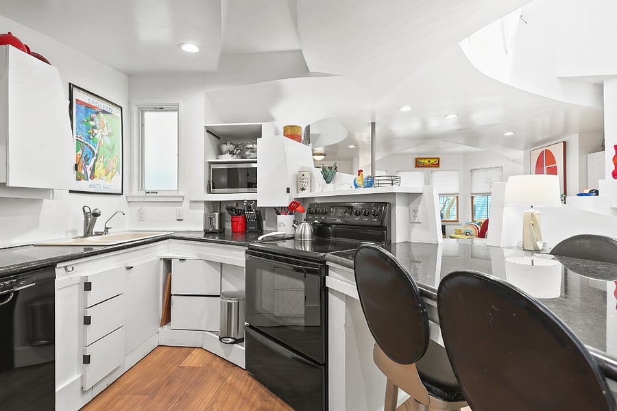 Furnished Finder property 876683_1 photo 13