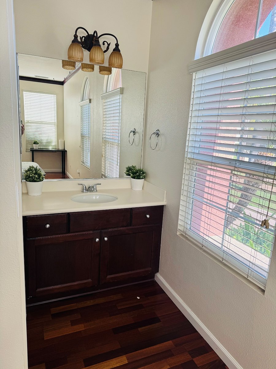 Furnished Finder property 876689_1 photo 8