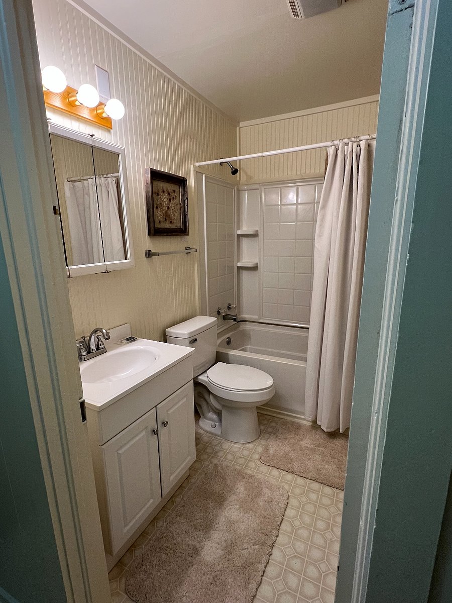 Furnished Finder property 876701_1 photo 8