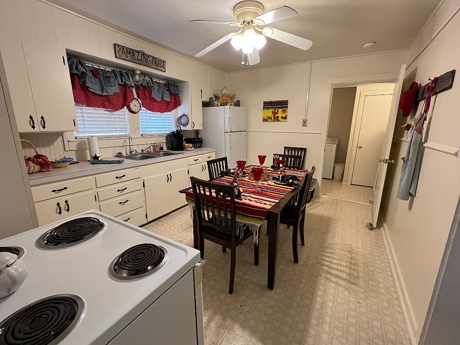 Furnished Finder property 876701_1 photo 3