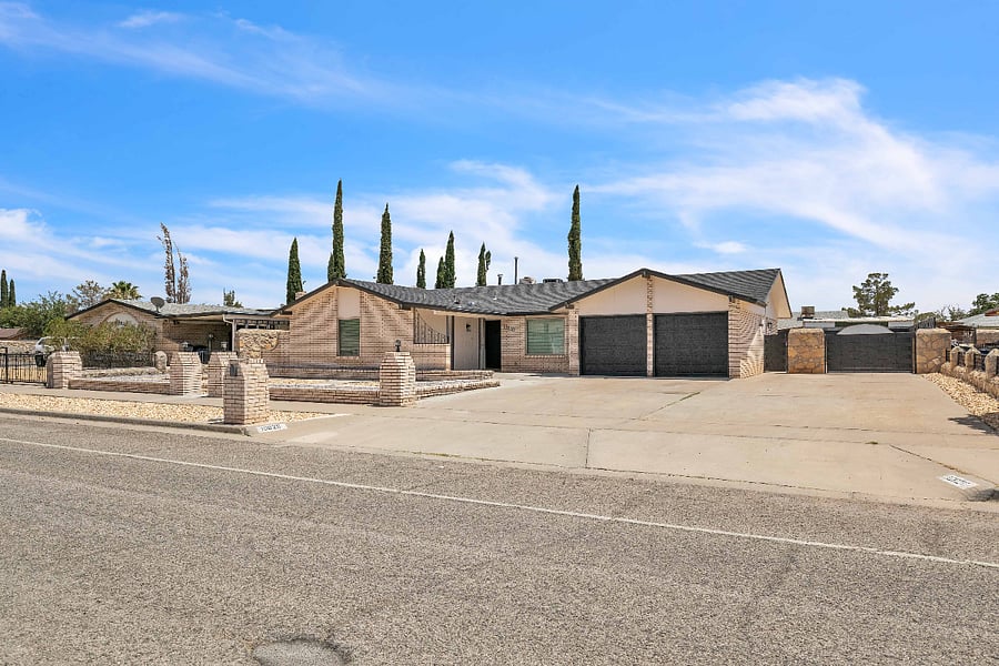 Furnished Finder property 876703_1 photo 3