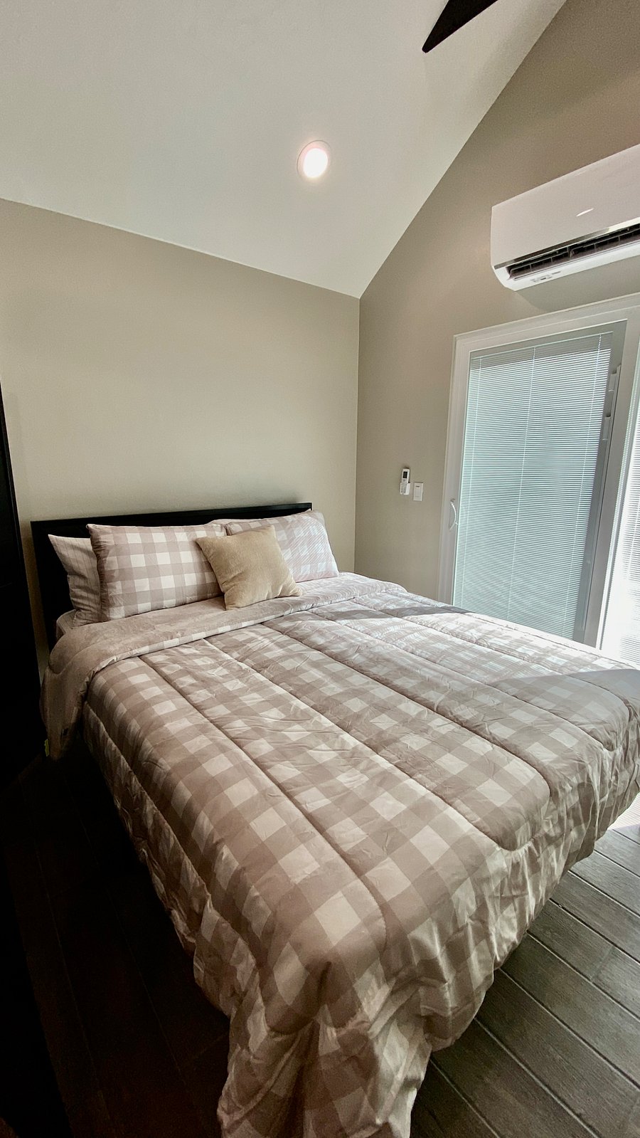 Furnished Finder property 876707_1 photo 18