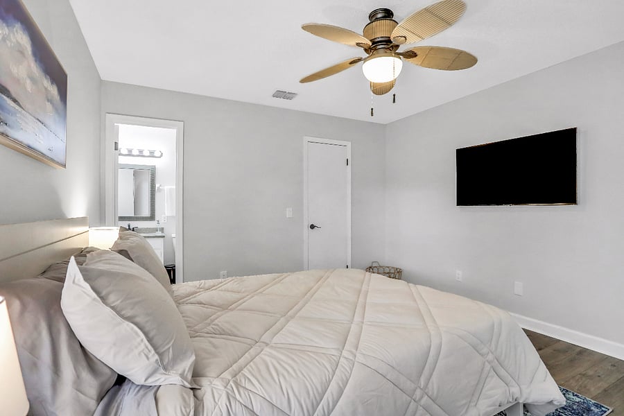 Primary bedroom