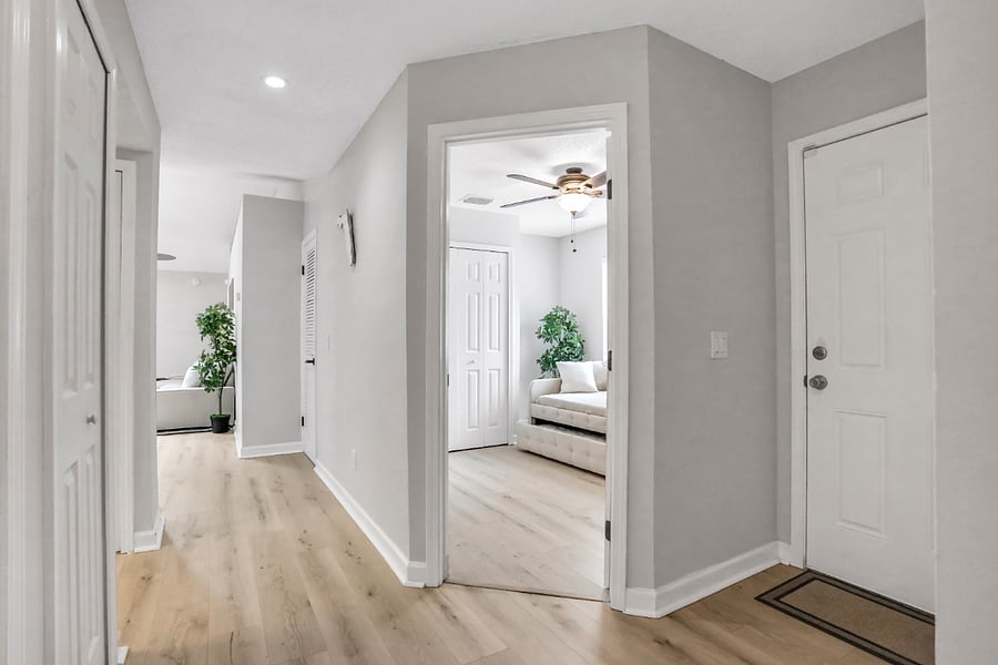 Front entrance way and hallway