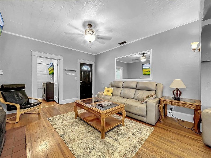 Furnished Finder property 876719_1 photo 2