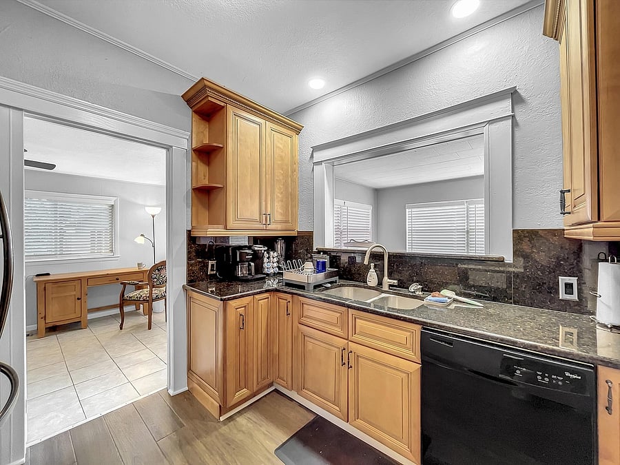 Furnished Finder property 876719_1 photo 9