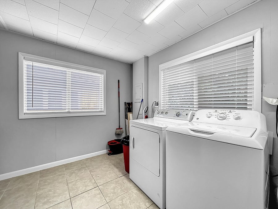 Furnished Finder property 876719_1 photo 13
