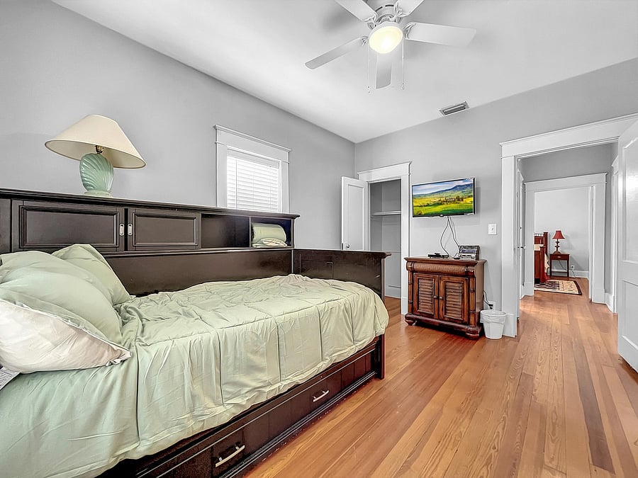 Furnished Finder property 876719_1 photo 24