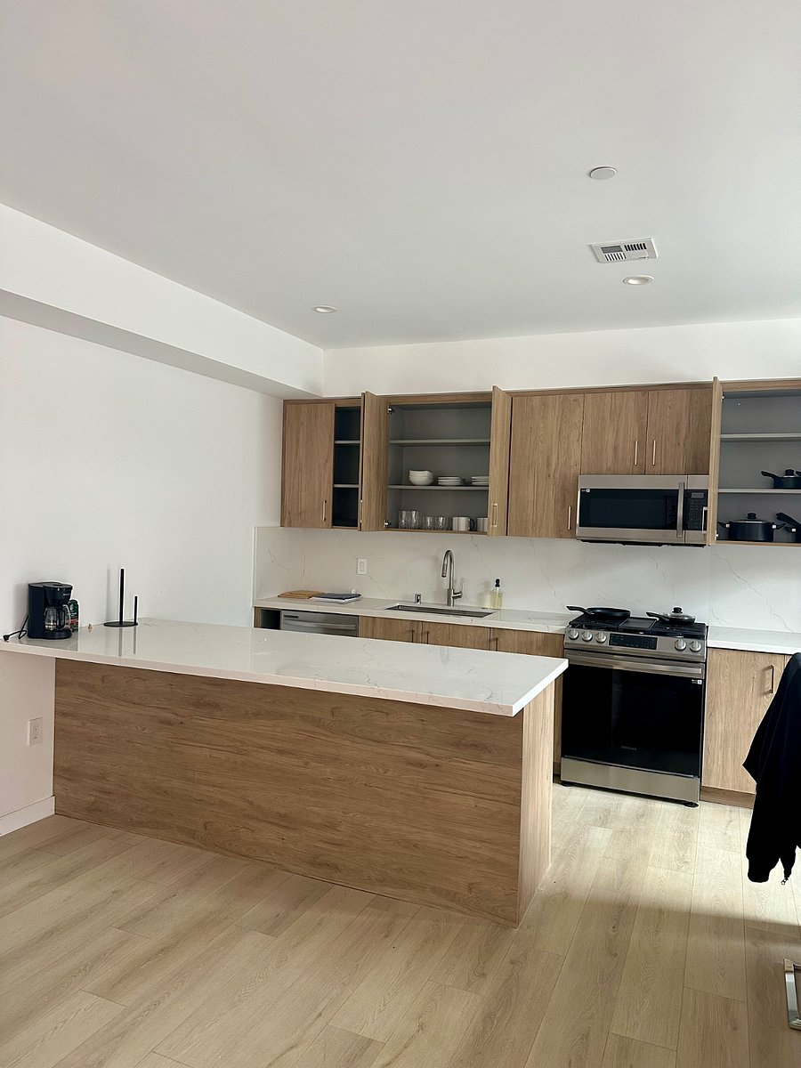 Furnished Finder property 876741_1 photo 3